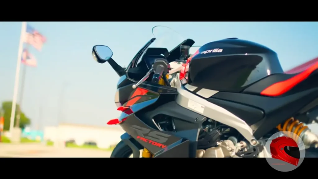 Aprilia RS 660 side view