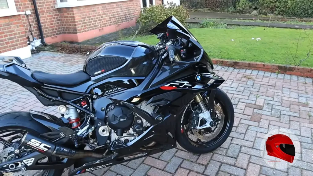 BMW S 1000 RR side look