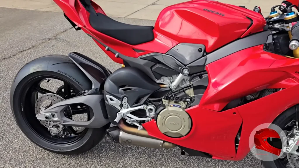 Ducati Panigale V4 engine