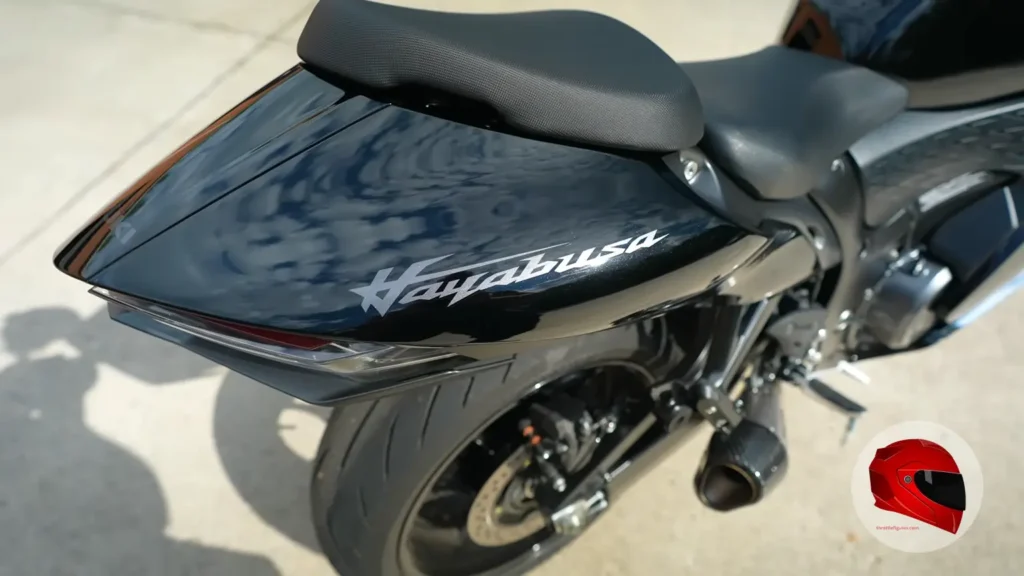 GSX1300R Suzuki Hayabusa back tire and seat