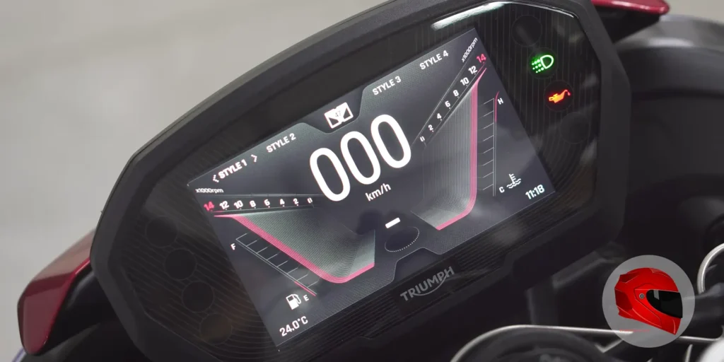 Triumph Street Triple 765 RS meter