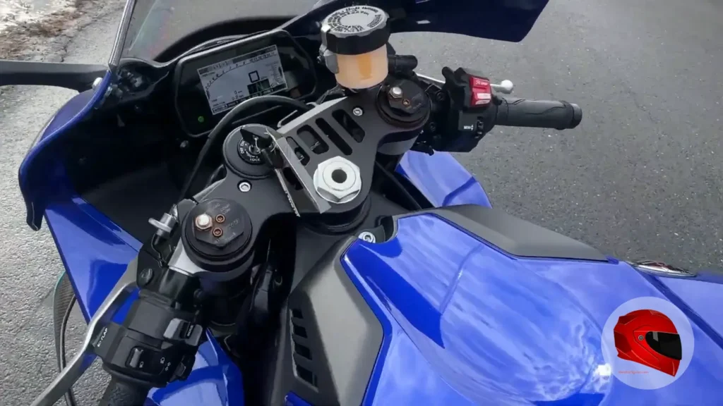 Yamaha YZF-R1 top view