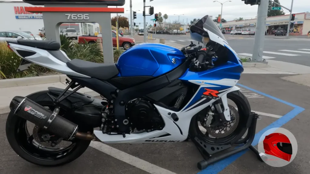 2011 Suzuki GSX-R600 side view