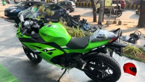 Kawasaki Ninja 300 rear three-quarter view