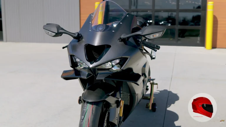 Kawasaki Ninja ZX-10R front view with winglets