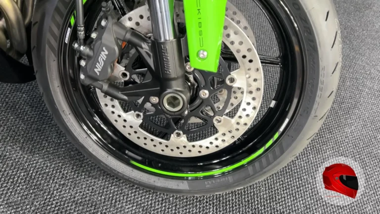 Kawasaki Ninja ZX-6R front brake detail