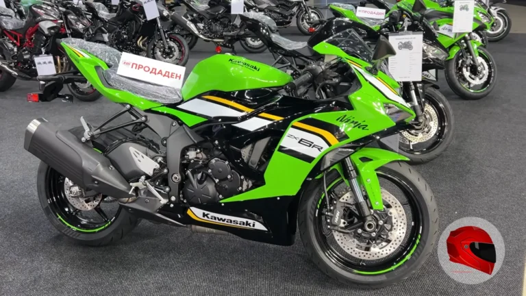 Kawasaki Ninja ZX-6R side view