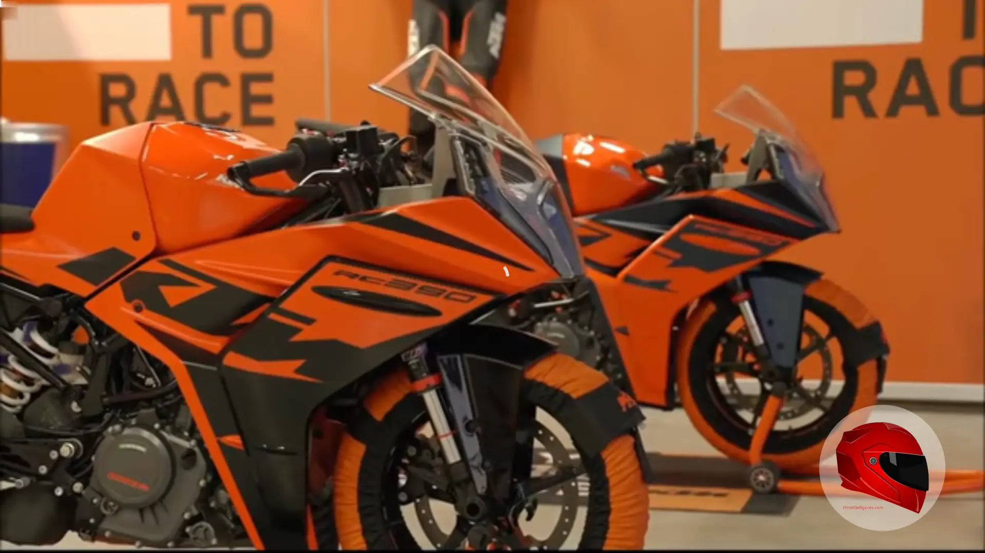 KTM RC 390 front fork and brake