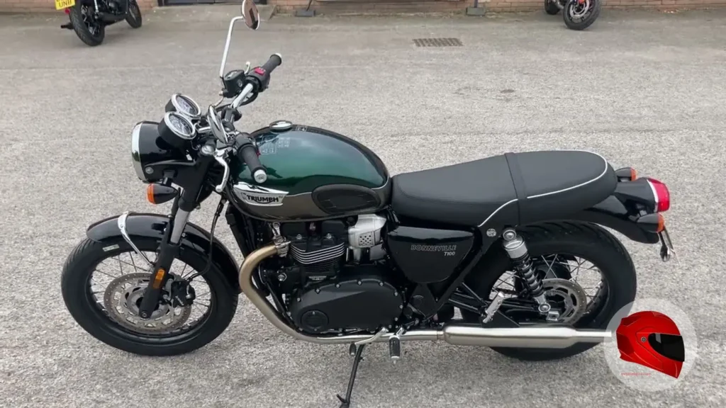 Used Triumph Bonneville T100 left side view