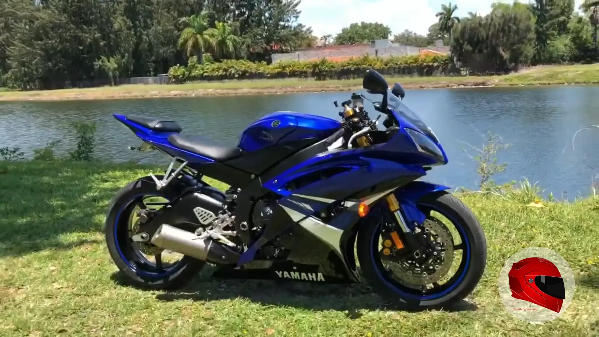 Yamaha YZF-R6 side view